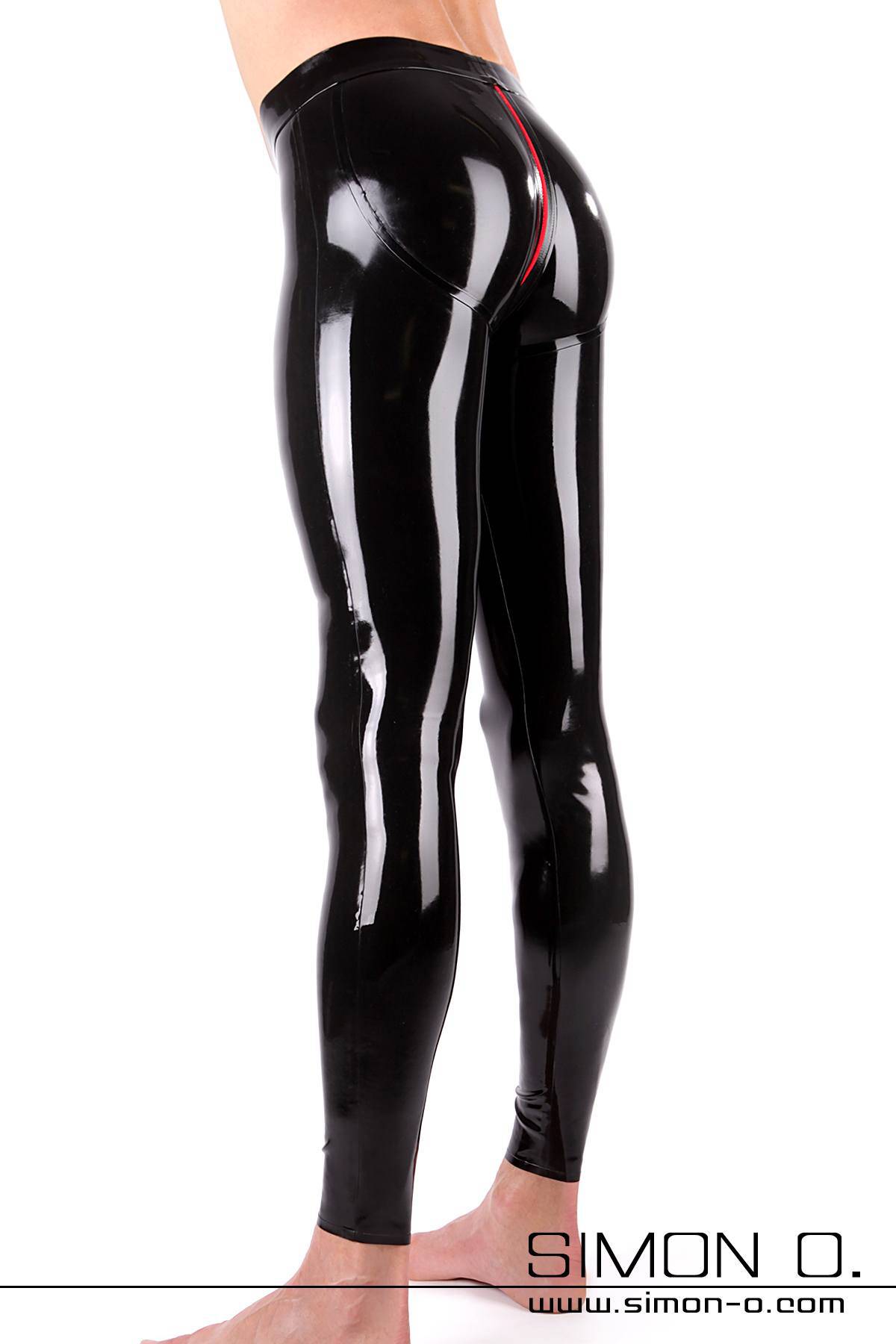 Especially beautifully shaped bottom area with a black shiny push up latex leggings. 