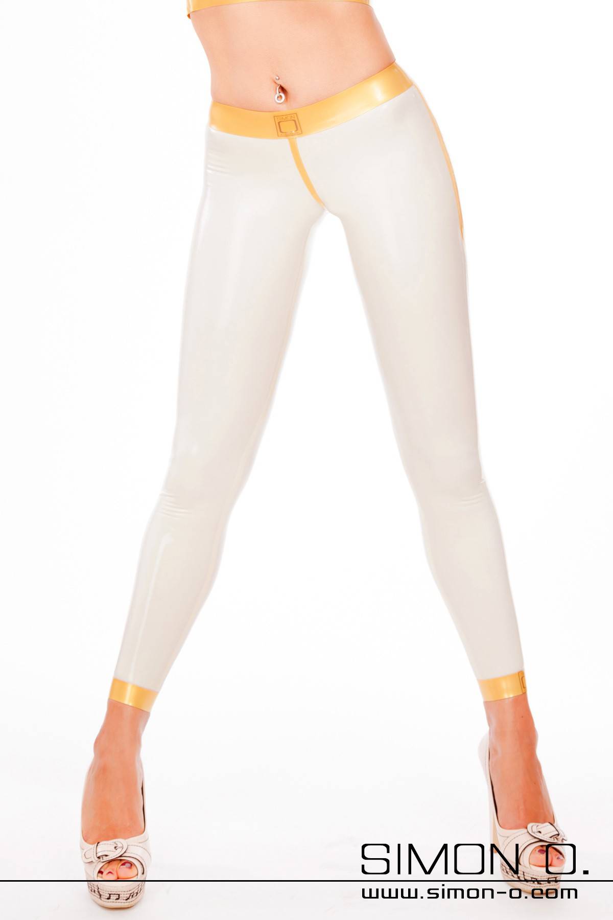 Sportliche Latex Cameltoe Leggings